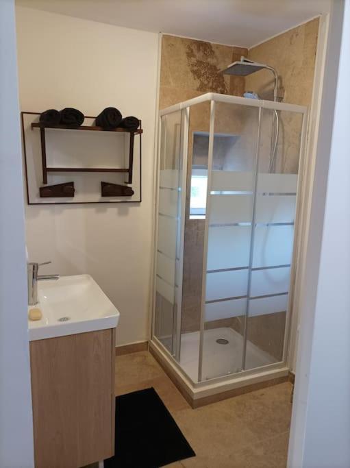 L Atelier De Raymond Lejlighedshotel Verfeuil Eksteriør billede